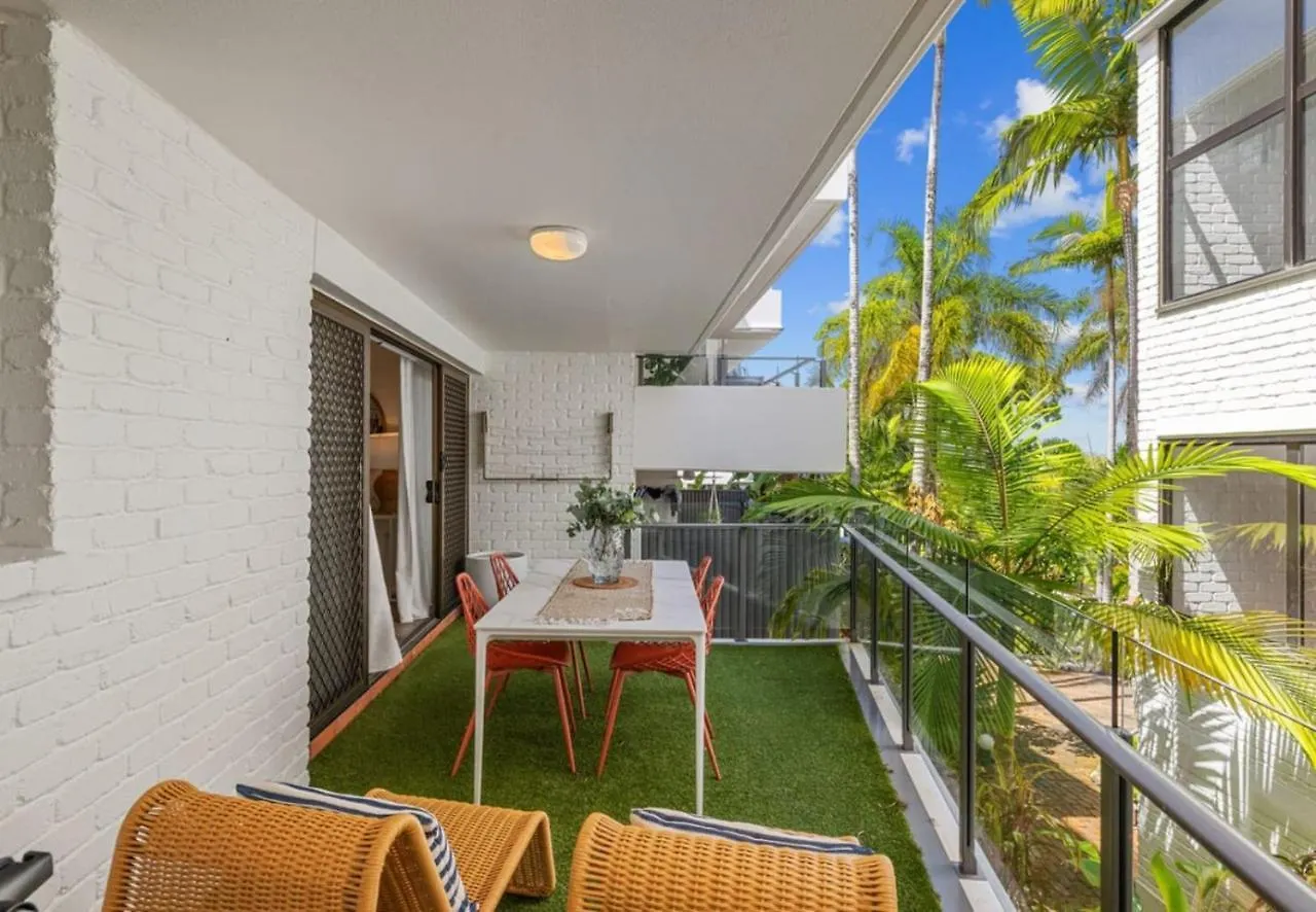 Contemporary Coastal Bliss Apartment Noosa Heads