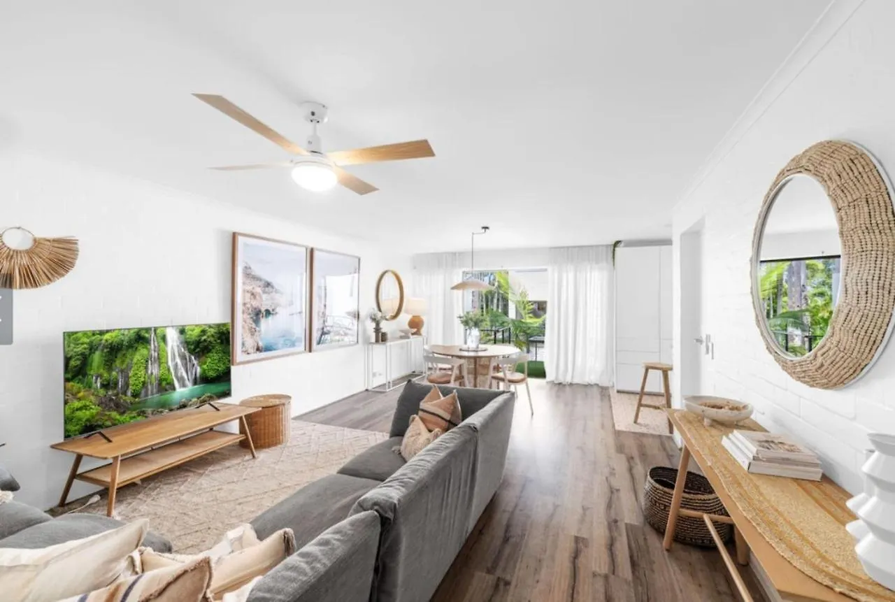 Contemporary Coastal Bliss Apartment Noosa Heads